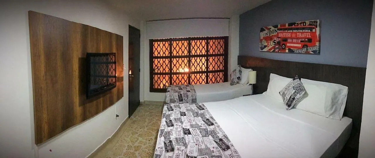 Casa Mayor Hotel Medellín 3*,